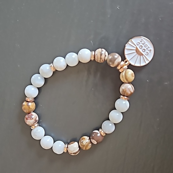 Charleston rice bead bracelet - Picture 5 of 6